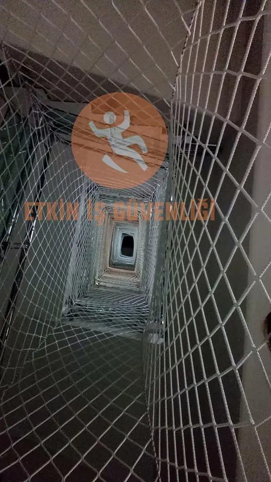 Okul Merdiven Güvenlik Ağı uygulaması 7